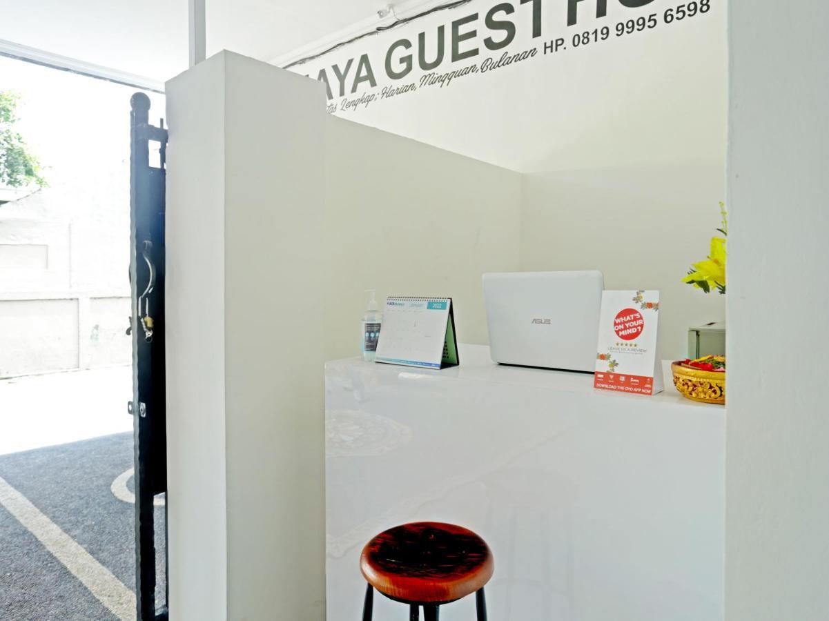 Oyo 90859 Cahaya Guest House Pesanggaran Екстериор снимка